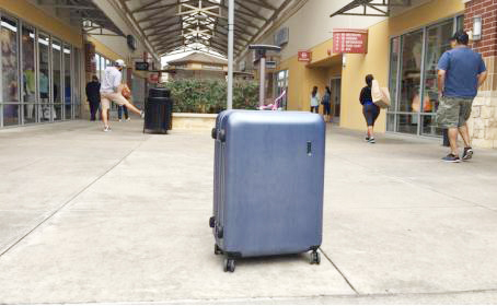 3東晟密封件產(chǎn)品的東晟麗品牌拉桿箱：我與我的小伙伴準(zhǔn)備出發(fā)咯！