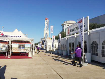 休斯敦展會的雨后風景