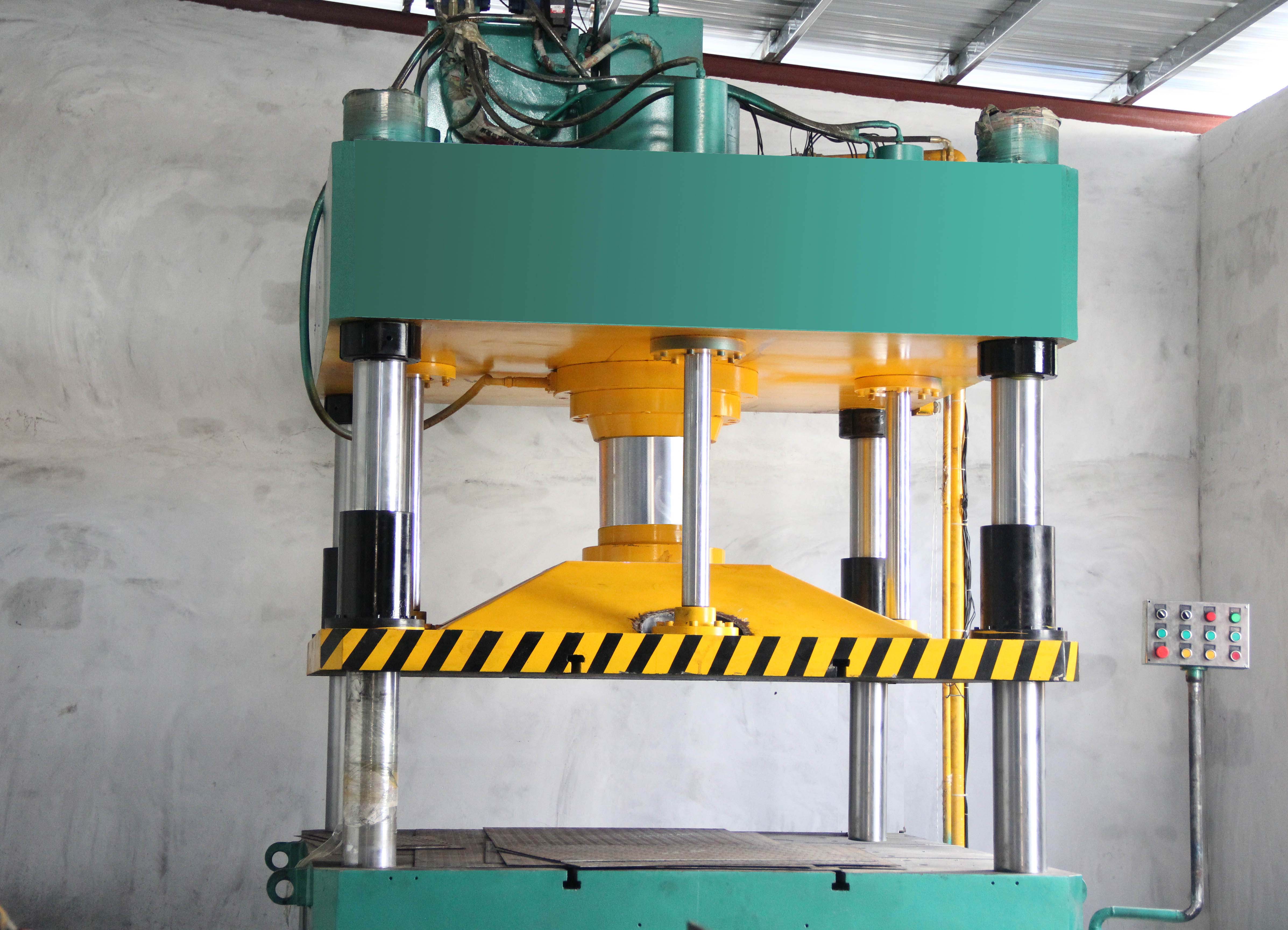 中型液壓機 中型液壓機