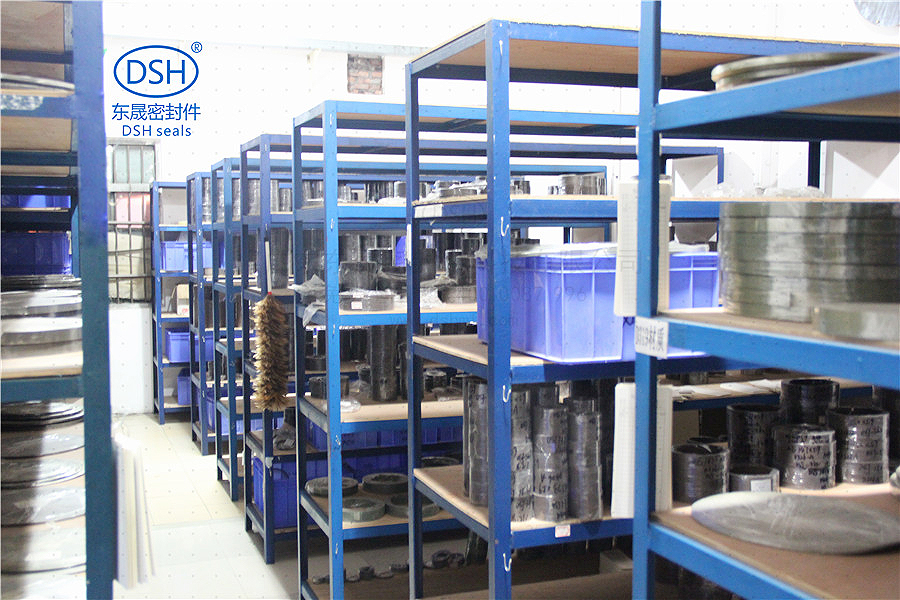 東晟密封件倉庫一角 