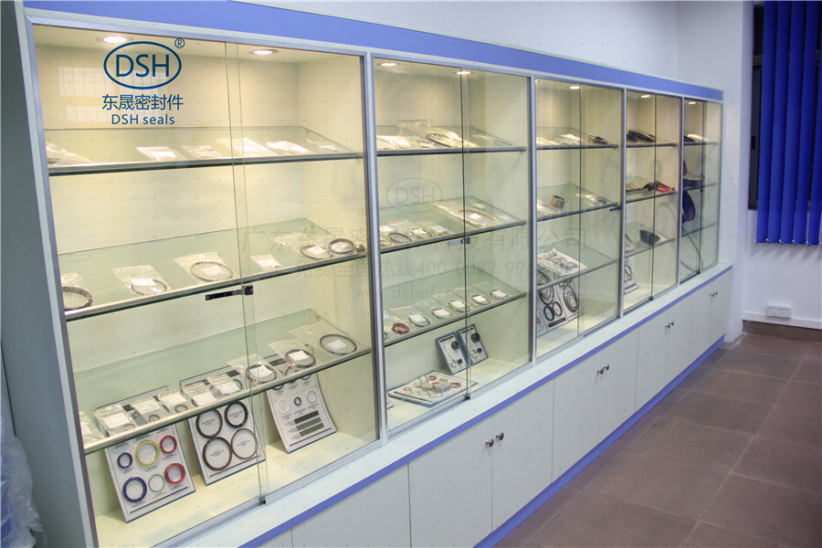 東晟密封件產品展示柜子