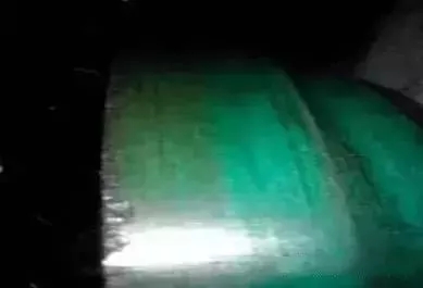 挖機密封件“導向帶龜裂及咬邊”現象圖